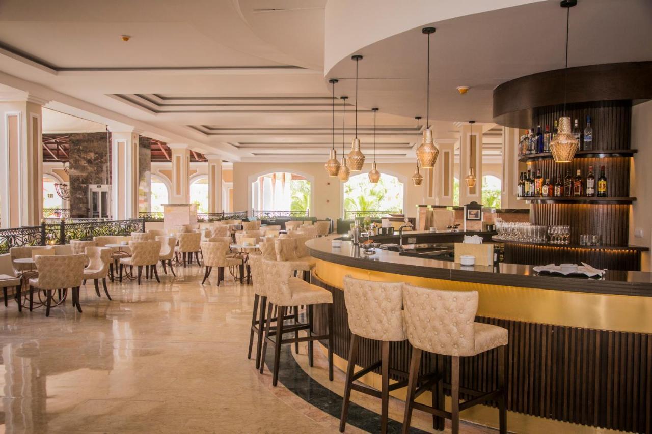 Majestic Colonial Punta Cana (Adults Only) Eksteriør bilde The Bar