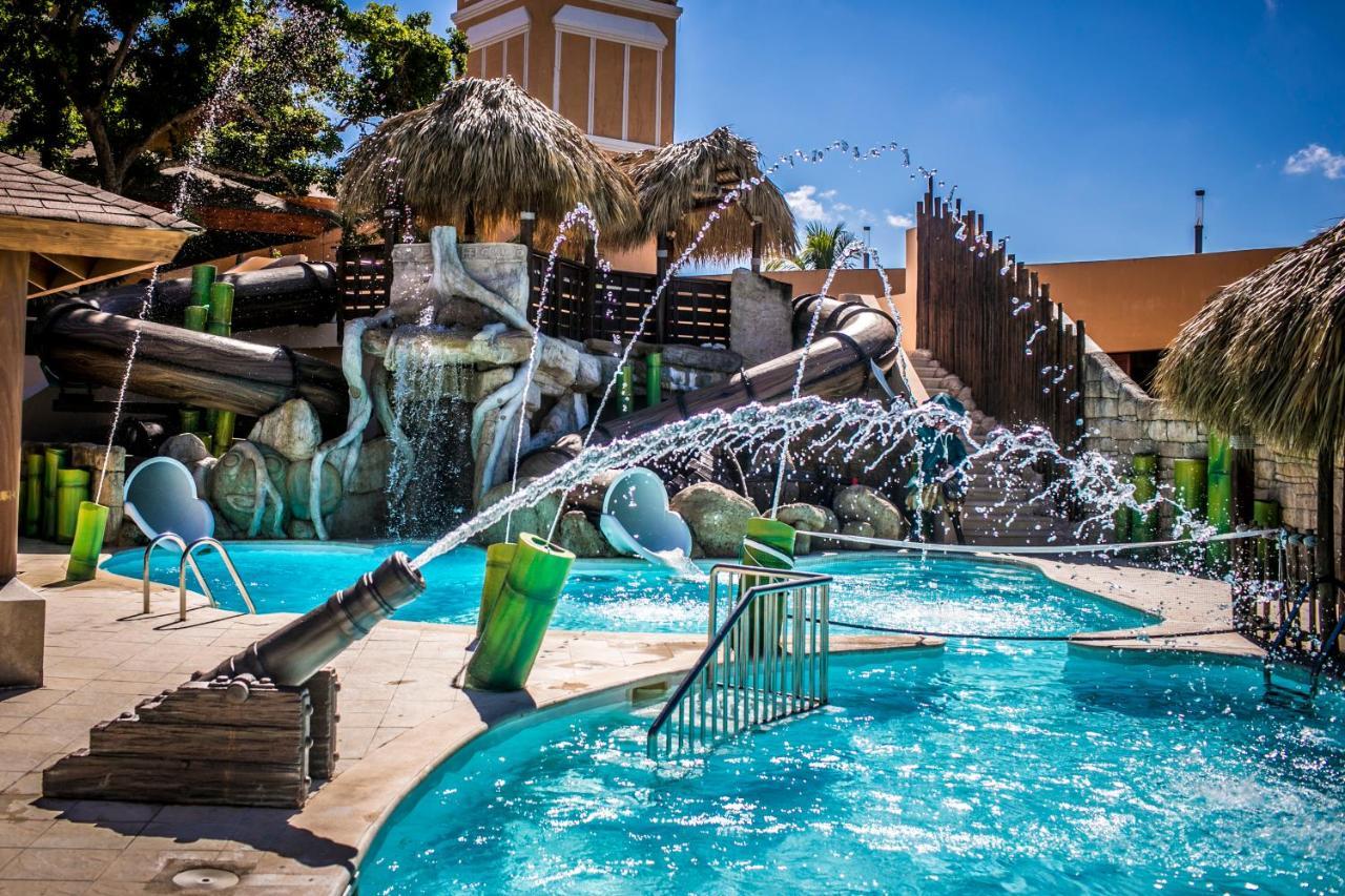 Majestic Colonial Punta Cana (Adults Only) Eksteriør bilde The water park